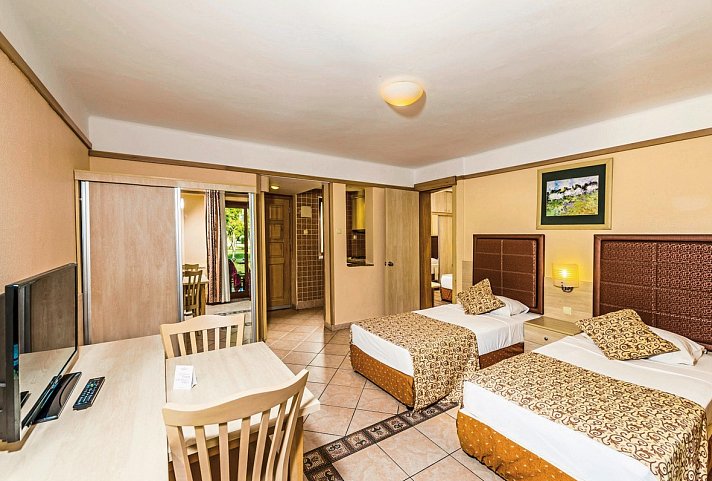 VONRESORT Golden Beach