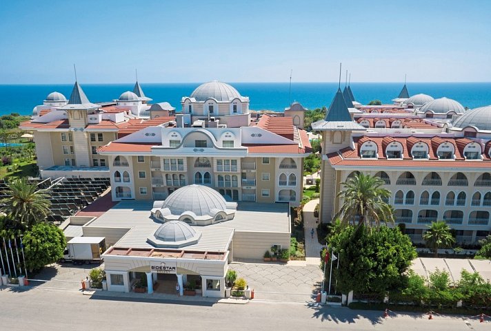 Side Star Resort