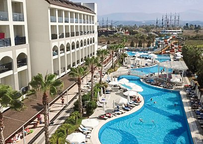 LRS Port River Hotel & Spa