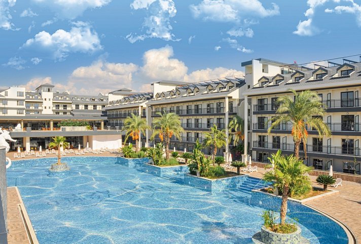 Dream World Palace