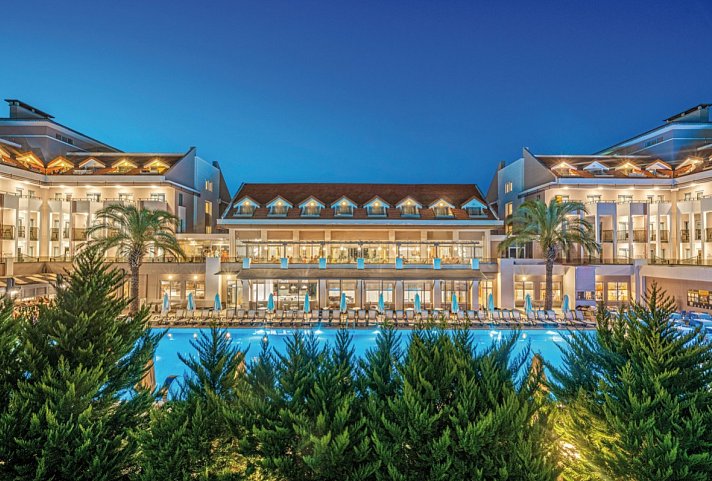 Side Story Resort & Spa Hotel