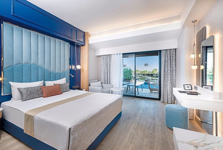 Lago Hotel - Wohnbeispiel Familienzimmer Swim UP (Zimmercodierungen FBQ, FB3, FB4 & FB5)