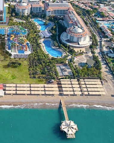 Seaden Sea World Resort & Spa