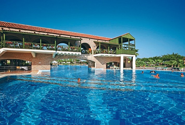 Limak Limra Hotel & Resort
