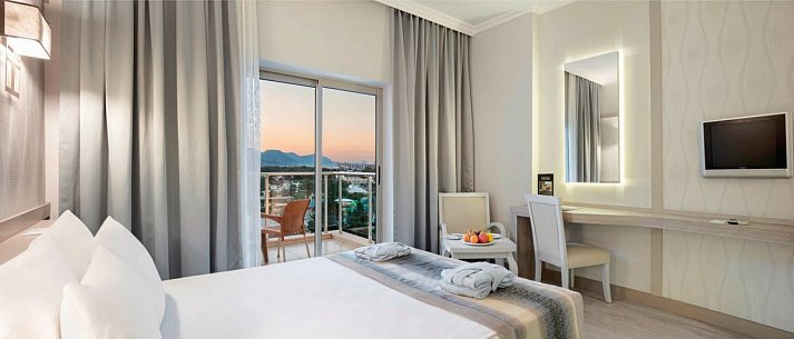 Grand Ring Hotel