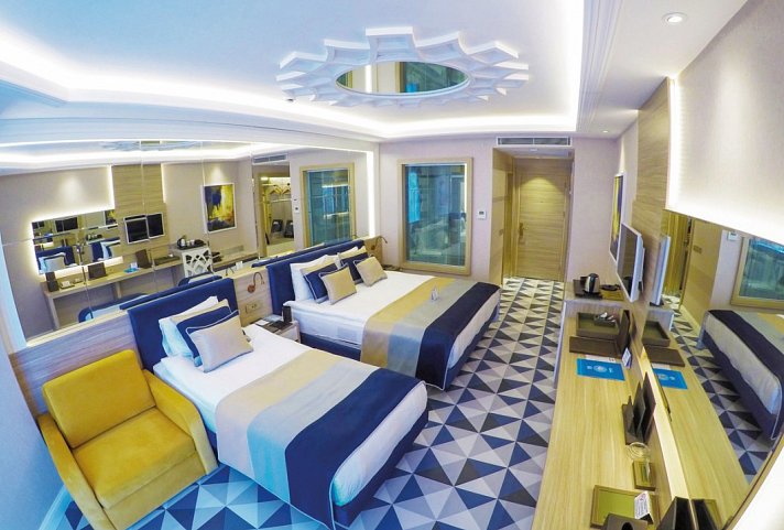 Granada Luxury Beach