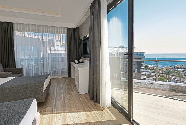 Kaila Beach Hotel
