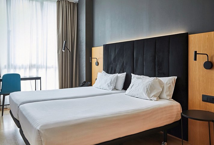 Silken Hotel Sant Gervasi - Wohnbeispiel Doppelzimmer Standard (Zimmercodierung DG1)