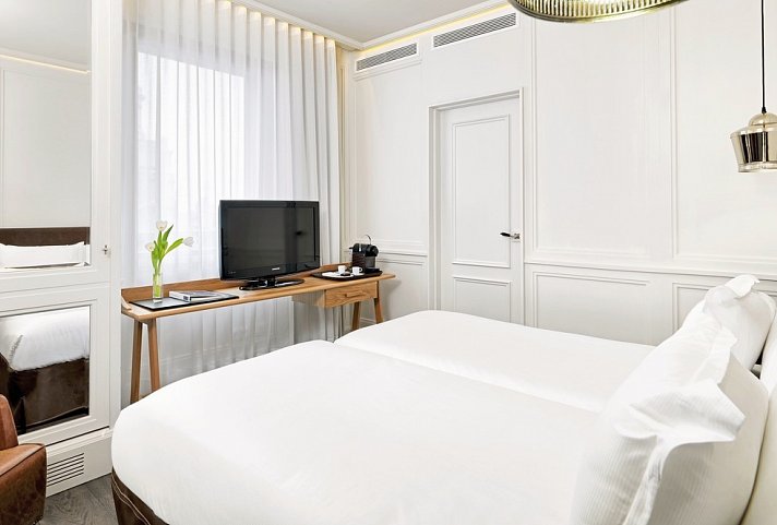 H10 Montcada Boutique Hotel - Wohnbeispiel Doppelzimmer Klassik (Zimmercodierung DB1)