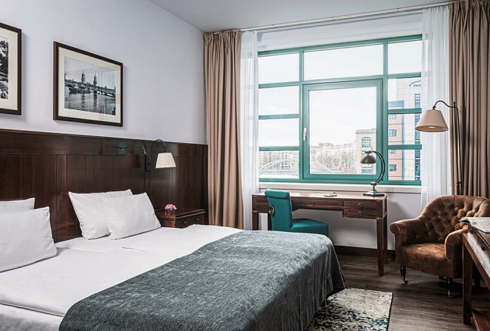 ABION Spreebogen Waterside Hotel Berlin - Wohnbeispiel Deluxe Maritim Zimmer (Zimmercodierung DD1)