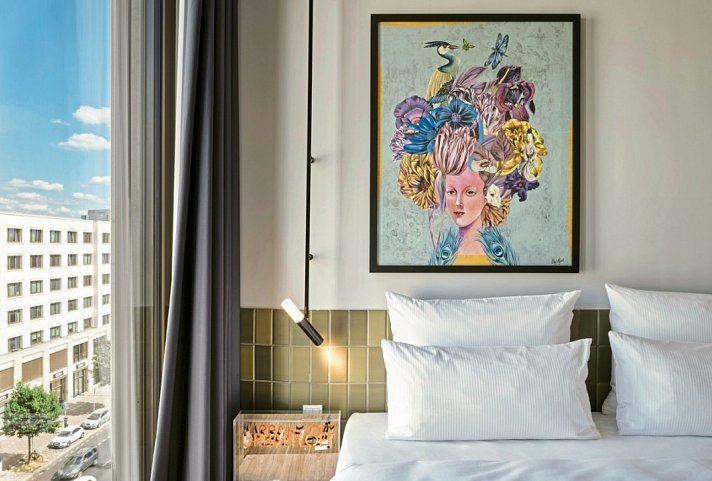 URBAN LOFT Berlin - Wohnbeispiel Doppelzimmer Urban Blick (Zimmercodierung DB1)