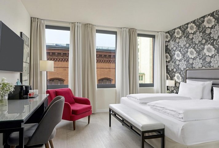 H10 Berlin Ku'Damm - Wohnbeispiel Doppelzimmer Deluxe (Zimmercodierung DD1)