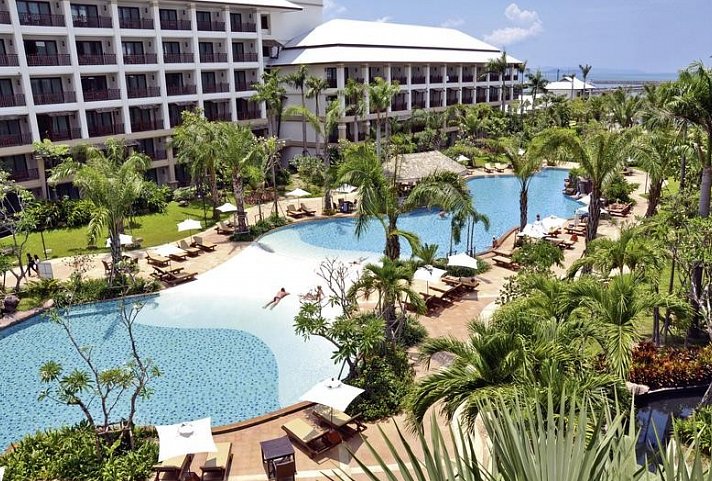 Ravindra Beach Resort & Spa