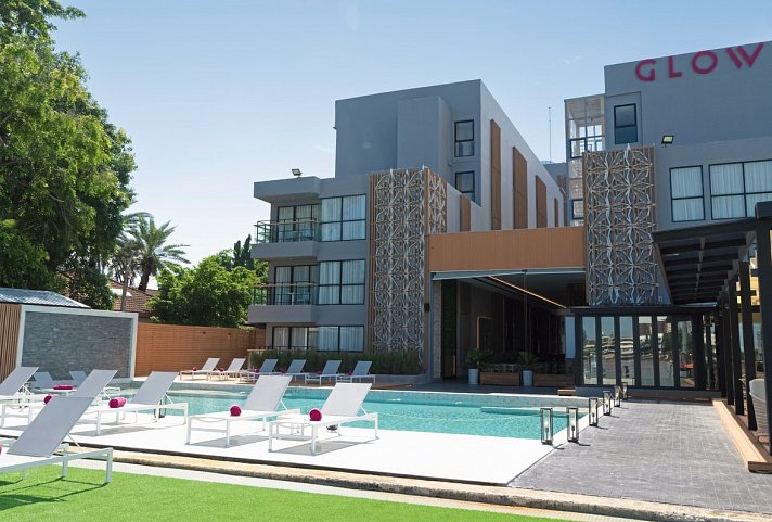 GLOW Bangkok Riverside