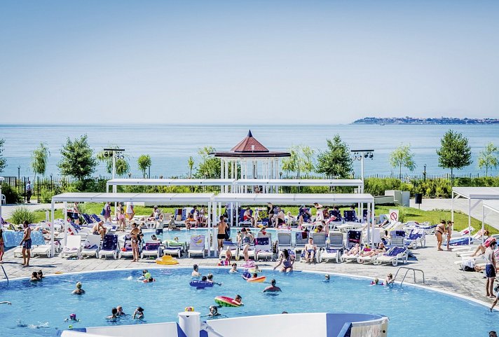 Premier Fort Beach