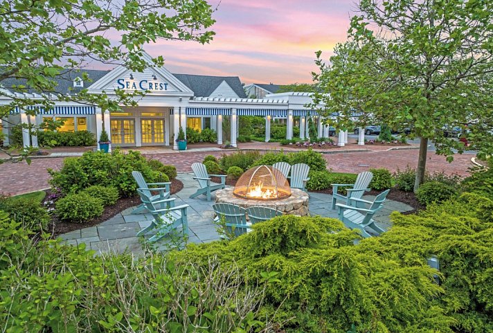 Sea Crest Beach Hotel
