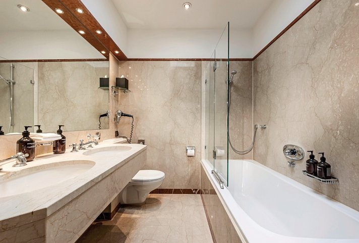 Parkhotel Bremen - Beispiel Bad Doppelzimmer Klassik (Zimmercodierung DB2)