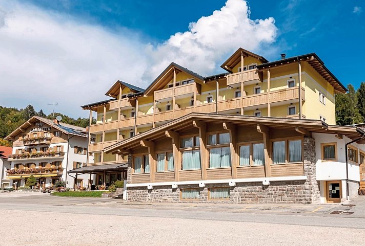 Caminetto Mountain Resort