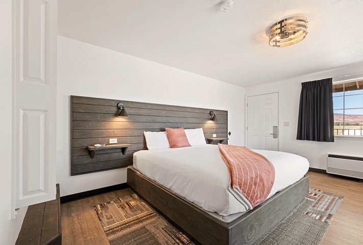 Broken Spur Inn & Steakhouse - Wohnbeispiel Standard (Zimmercodierung UG1)