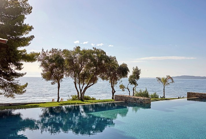 Avali, Mar-Bella Collection