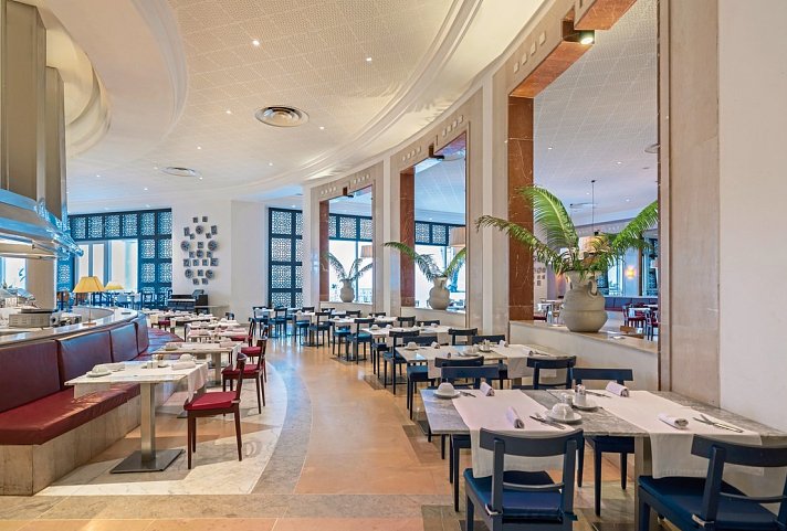 Radisson Blu Palace Resort & Thalasso