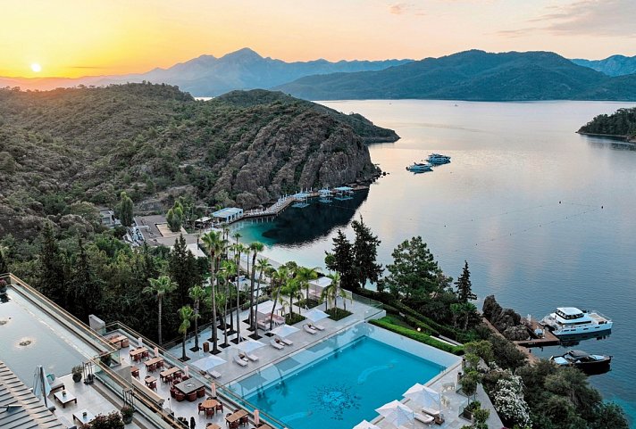 D Maris Bay