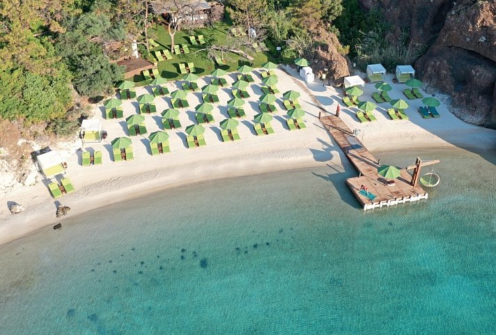 D Maris Bay