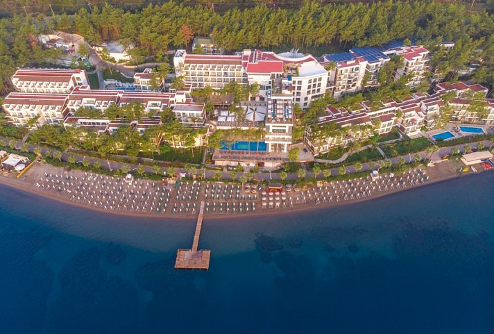 Orka Lotus Beach