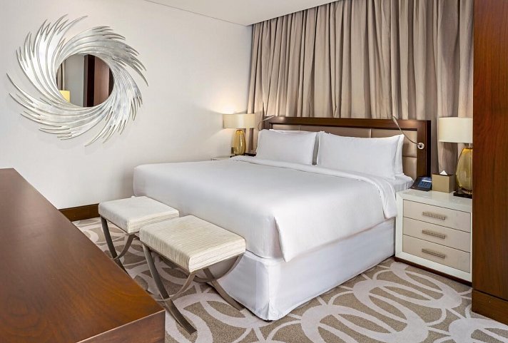 Hilton Dubai Al Habtoor City - Wohnbeispiel Junior Suite (Zimmercodierung JB1)