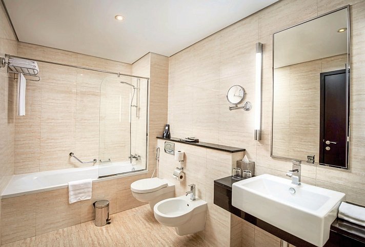 Pullman Dubai Jumeirah Lakes Towers