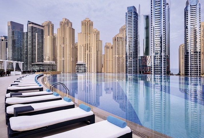 JW Marriott Hotel Marina