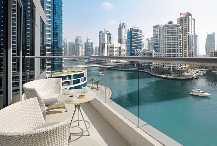 InterContinental Dubai Marina - Wohnbeispiel Cosy Room with Balcony & Marina View (Zimmercodierungen DB2, UP2 & DB5)