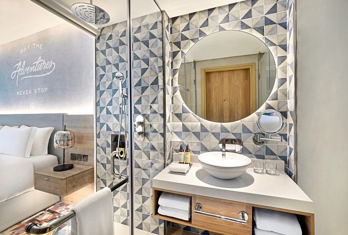 NH Collection Dubai The Palm - Beispiel Bad