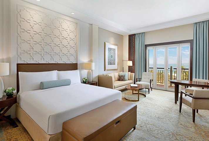 The Ritz-Carlton, Dubai