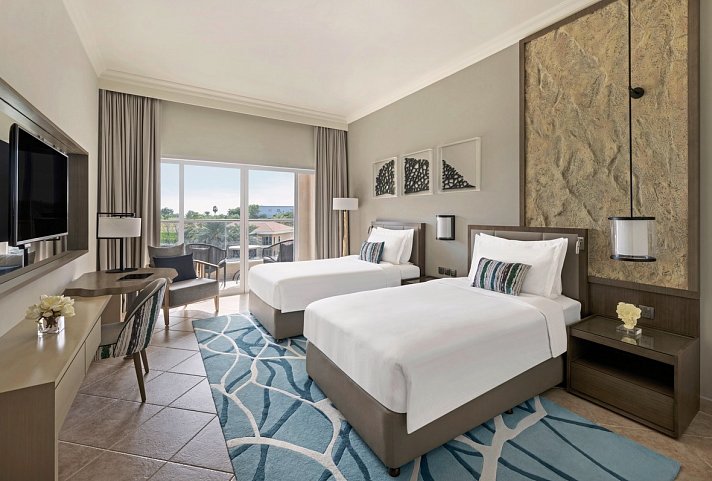 Fujairah Rotana Resort & Spa Al Aqah Beach