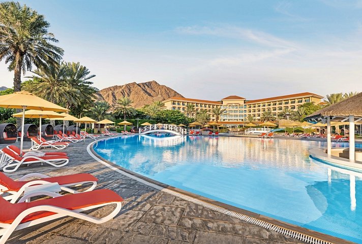 Fujairah Rotana Resort & Spa Al Aqah Beach