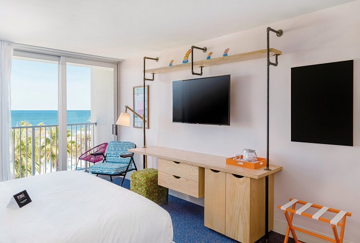 Plunge Beach Resort