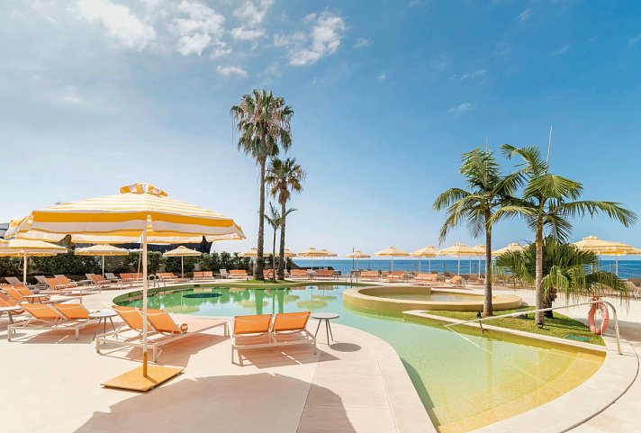 NEXT by Savoy Signature