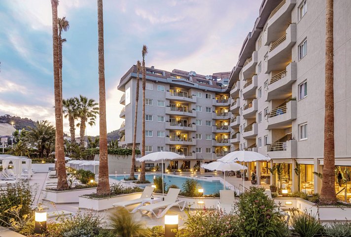 Aqua Hotel The Breeze