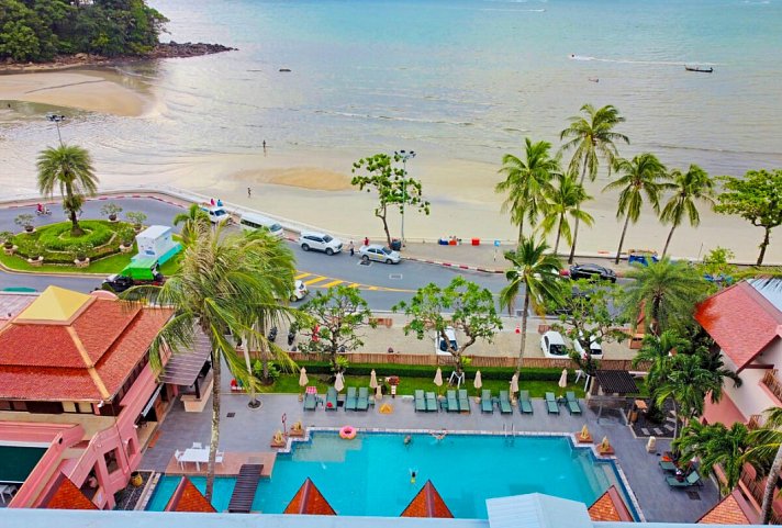 Seaview Patong Hotel