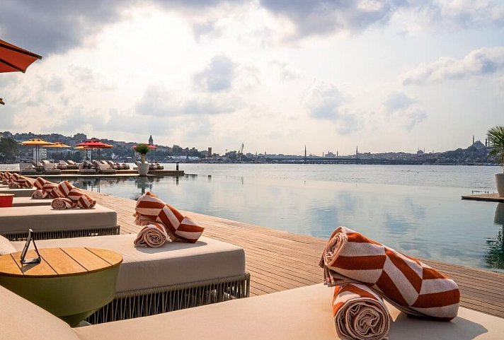 Rixos Tersane Istanbul - Nickelodeon Play Tersane Access - Velena by the sea