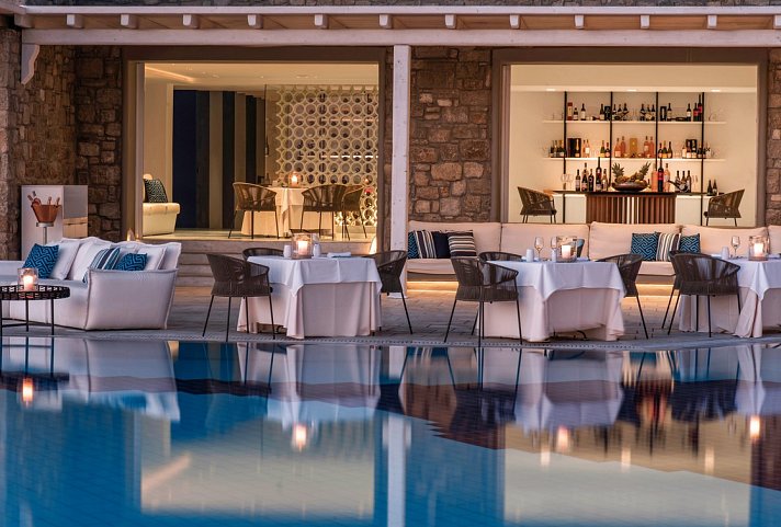 Mykonos Grand Hotel & Resort - Nama Restaurant