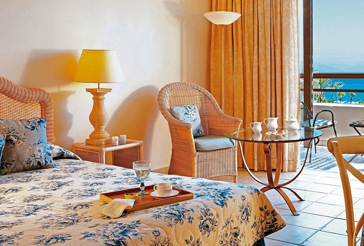 Grecotel LUX ME