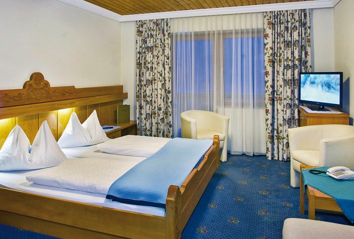 Familienhotel Berghof - Wohnbeispiel Doppelzimmer Superior Typ A (Zimmercodierung DS1)