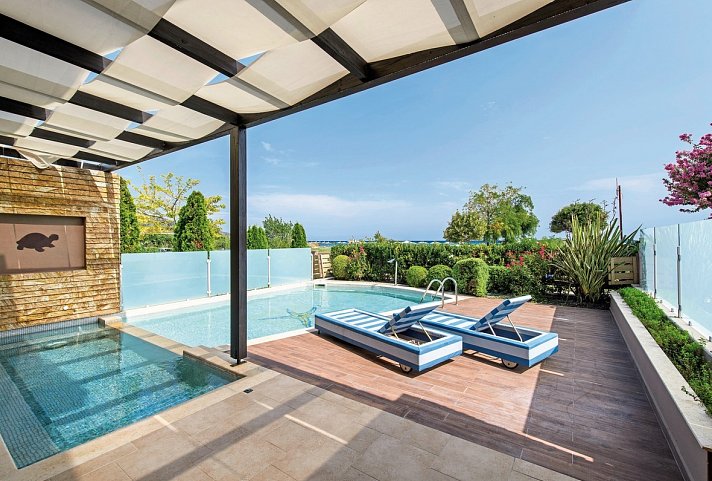Alexandra Golden Boutique Hotel