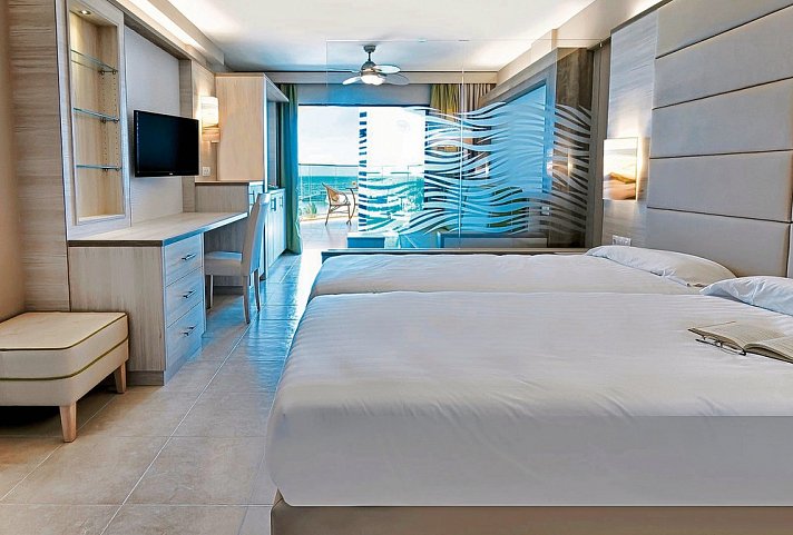 Bull Dorado Beach & Spa