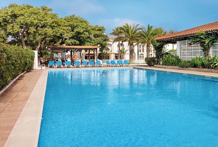 Sol Falcó All Inclusive