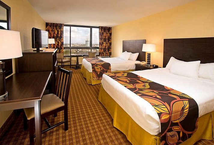 Ramada Plaza Resort & Suites International Drive