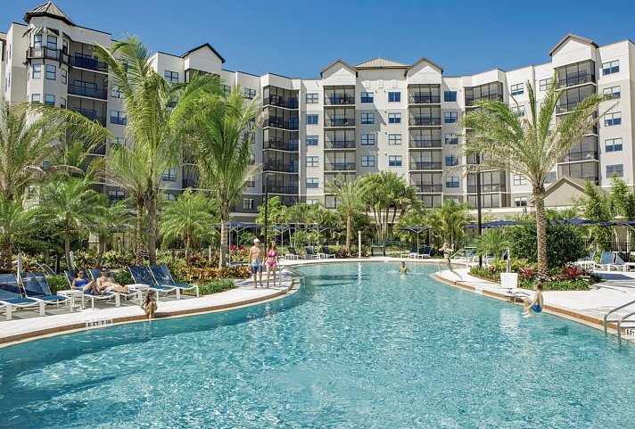The Grove Resort & Spa Apartments
