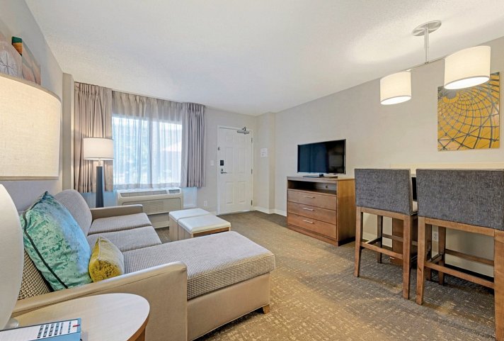 Staybridge Suites – Orlando Royale Parc